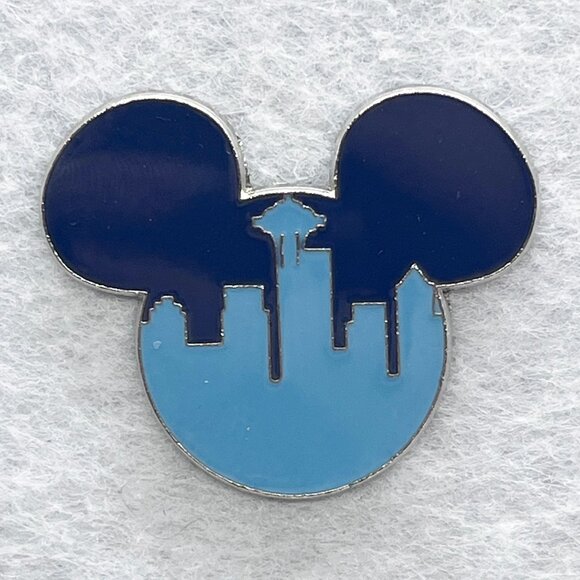 🔮 5/$25 Disney Seattle Skyline Mickey Ears Pin - Picture 1 of 2